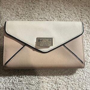 Kate Spade Vintage Cream and Tan Envelope Clutch/Wallet